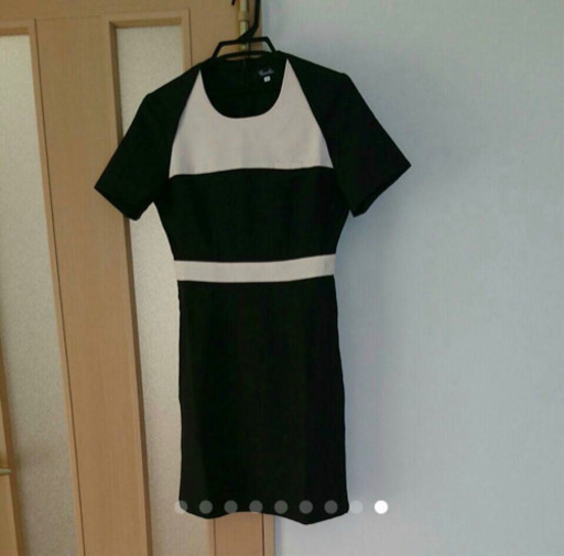 エステ　衣装　制服　新品　未使用　白黒
