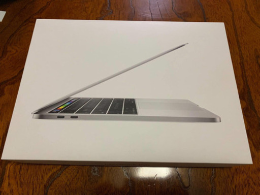 美品　Macbook Pro 2017 13インチ　Touchbar