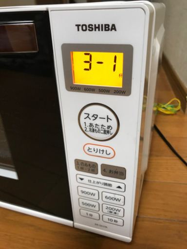 2019年製❗️東芝 電子レンジ 17L ホワイト（縦開き扉）TOSHIBA ER-SS17A-W(0706m)