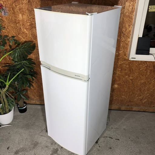 シャープ　白　２２５L  ２ドア冷蔵庫