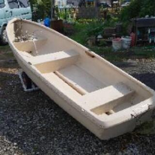 frpのてこぎボートです
