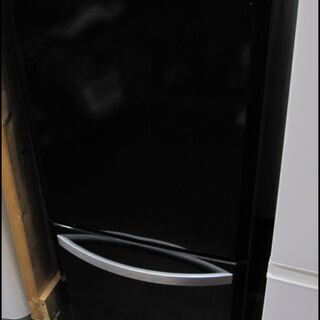 新生活！16500円 ハイアール 2ドア 冷蔵庫 138L ブラック 2014年製