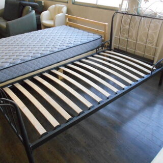 アイアン調フレーム シングルベッド 黒『良品中古』 【リサイクル