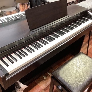 電子ピアノ　YAMAHA YDP-163R