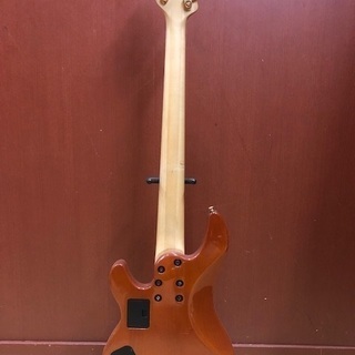 5弦ベース YAMAHAのBB-N5A