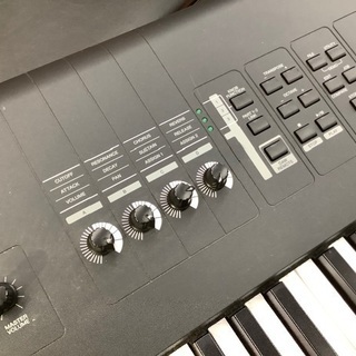 シンセサイザー　YAMAHA  MX88