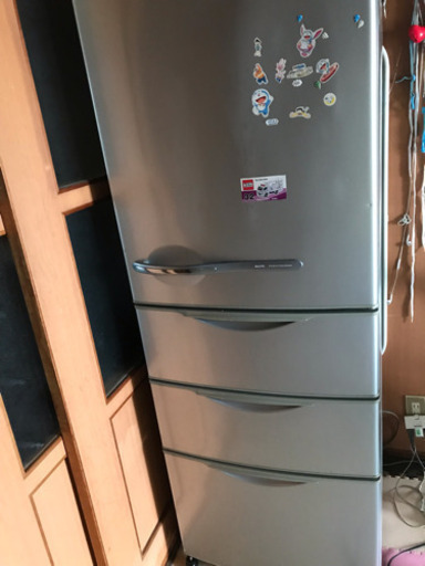 Sanyo の冷蔵庫。値下げました‼️