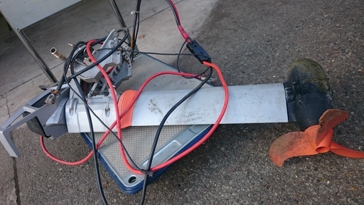 ソーラー船の中古電気船外機