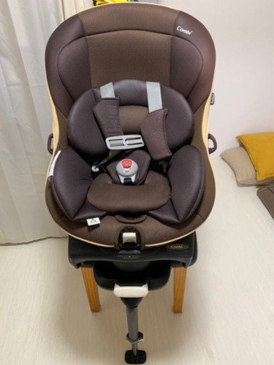 Combiのチャイルドシート