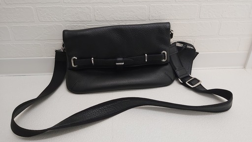 美品PELLE MORBIDA MB037-クラッチバッグ販売します。