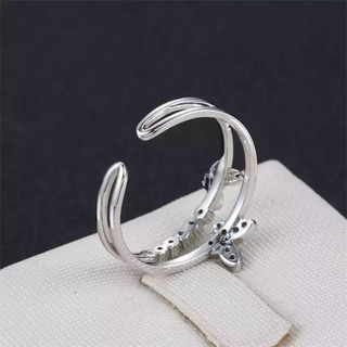 新品　リング　蝶々　シルバー　silver フリーサイズ　指輪 - 服/ファッション