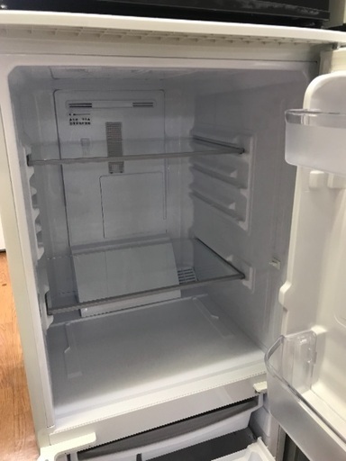 2ドア冷蔵庫 2018年 137ℓ 前面にキズがある為特価です！