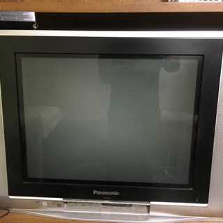 Panasonicブラウン管TV。2004製。31型。リモコン付き