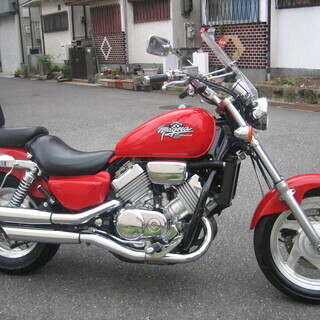 マグナ７５０　微走行　超美車ﾚｯﾄﾞ　動画付