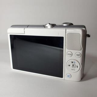 美品】Canon EOS M100 ミラーレス一眼 標準レンズ15-45mmセット
