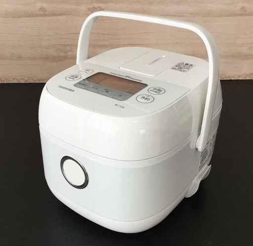 美品！東芝 IHジャー炊飯器 3合 2019年製 RC-5XL キッチン家電 調理機器 ひとり暮らし ホワイト TOSHIBA美品