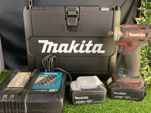 Makita 18Vインパクドドライバ　TD171DGXAR【店頭取引限定】【中古品】1点限り早い者勝ち！