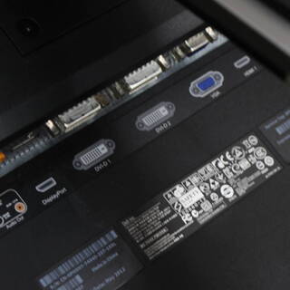 R409)【美品】DELL U3011t 30インチワイド液晶モニター ディスプレイ