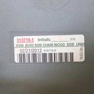 イームズ製高級サイドチェア 4脚セット　1脚7万円弱