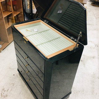 ジュエリーキャビネット　装飾　宝石　キャビネット　収納　ジュエリーボックス