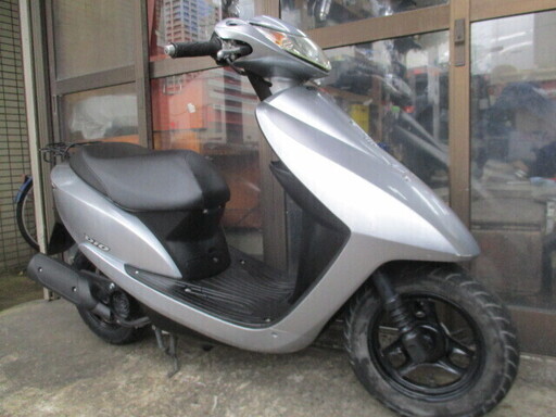 ホンダ　DIO-FI　エンジン機関絶好調　各所点検整備済み車両です　綺麗なシルバー色