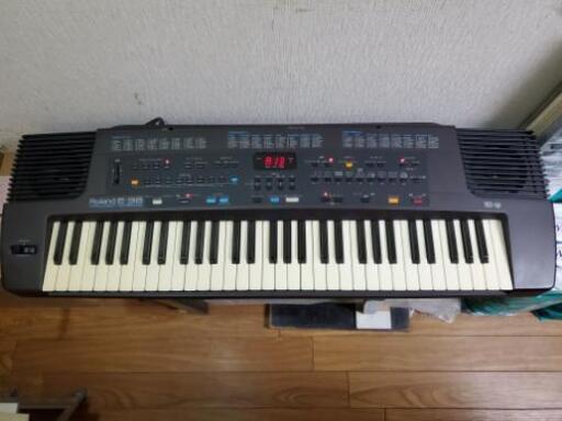 電子ピアノ　Roland　E-38 （シンセサイザー）