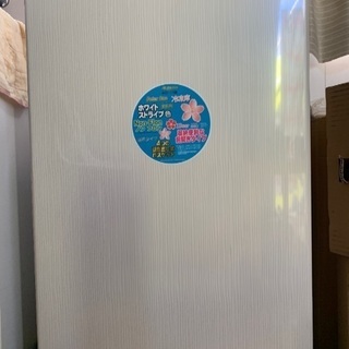 小型冷凍庫100ℓ、冷蔵庫ではありません！！！2020年6月16日購入 