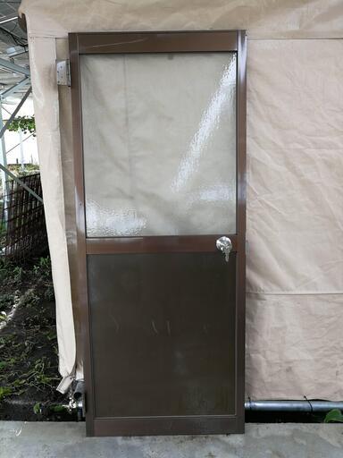 アルミドア　勝手口　ＹＫＫap　中古　引取り限定