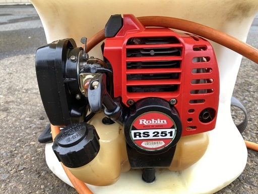 噴霧動作確認済 整備品 背負動噴 ロビン RS251　 10L　初期不良対応OK 現物確認歓迎 噴霧動作確認済 整備品 背負動噴 ロビン RS251 10L 初期不良対応OK