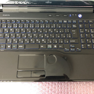 中古 富士通 LIFEBOOK AH77/G 天板スレ・キズ多い Windows10 Core i7 