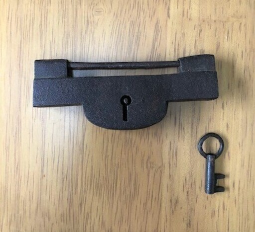 鉄製 錠 じょうまい 2 ぱぴぷぺぽん 手原のその他の中古あげます 譲ります ジモティーで不用品の処分