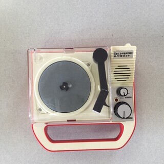 8盤レコードプレイヤー