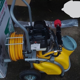 鹿児島発 工進 2サイクルエンジン25Lタンク付きキャリー動噴MSV