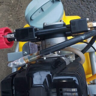 鹿児島発 工進 2サイクルエンジン25Lタンク付きキャリー動噴MSV 
