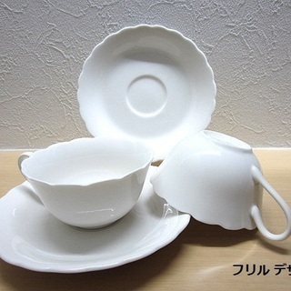 食器 新品 ジェノバ ティーポット1＆ケーキプレート2＋ティーカップ 