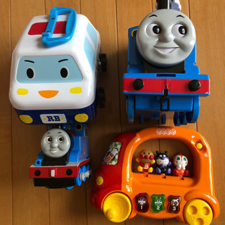 トーマス2台＆アンパンマン＆ザ ラナバウツ