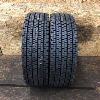 未使用品 BS BRM V-STEEL STUDLESS W900 275/80R22.5 151/148J 22.5インチ トラックタイヤ 再生タイヤ スタッドレス 2本 (VTP119) クレジットカード QR決済可能 未使用品 BS BRM V-STEEL STUDLESS W900 265/70R19.5 140/138J 19.5