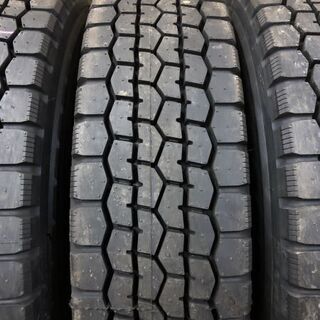 未使用品 DUNLOP RECYCLE TYRE SP670R 225/90R17.5 127/125L 17.5 