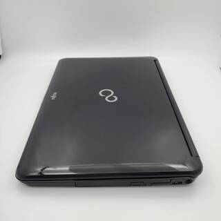 富士通 Corei7 メモリ8GB SSD256GB ノートパソコン