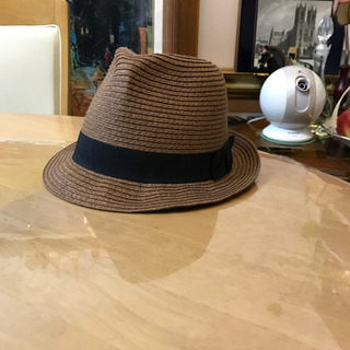 焦げ茶色帽子