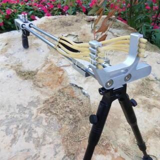 最高のコレクション スリングショット 酒 ディスプレイ