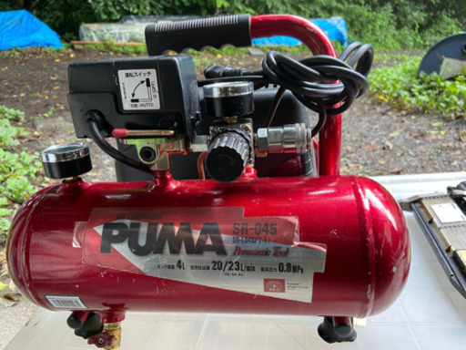 小型エアーコンプレッサー、仕上げ釘打ち中古品 小型エアーコンプレッサー、仕上げ釘打ち中古品