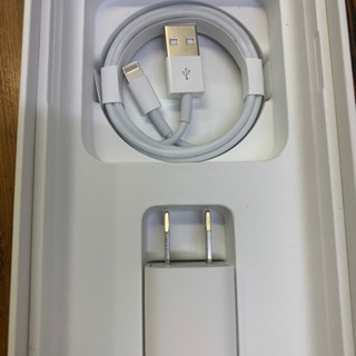 【値下げ】iPhone XR  純正  充電器　イヤホン　シール　箱