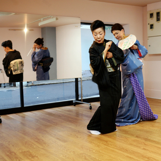 新日本舞踊・きもの着付け教室　根岸教室　”無料体験レッスン” - 日本文化