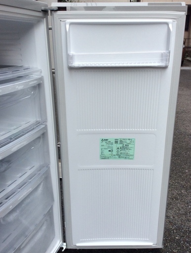 【RKGRE-394】特価！三菱/121L 1ドア冷凍庫/MF-U12Y-S/中古品/2015年製/当社より近隣無料配達！