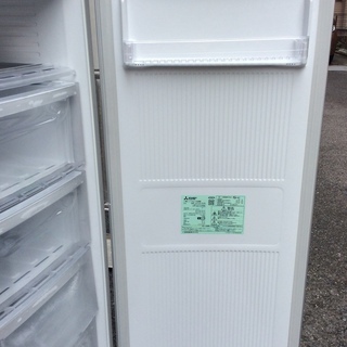 【RKGRE-394】特価！三菱/121L 1ドア冷凍庫/MF-U12Y-S/中古品/2015年製/当社より近隣無料配達！ RKGRE-394】特価！三菱/121L 1ドア冷凍庫/MF-U12Y-S/中古品/2015年製/