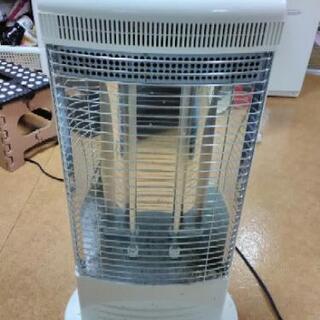 トヨトミ　電気ストーブです。