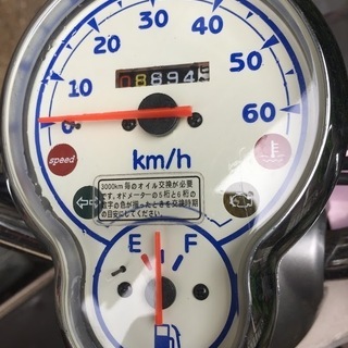 YAMAHA　VINO　2008年モデル　パールマゼンタメタリック　ヘルメットつき YAMAHA VINO 2008年モデル パールマゼンタメタリック ヘルメットつき