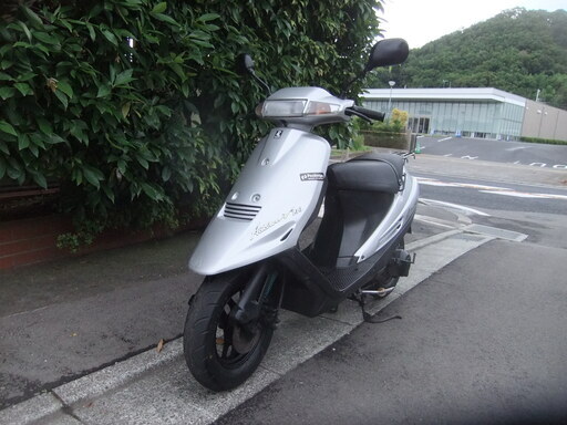 スズキ　アドレスV100　中古実動車　バッテリー新品交換済み　書類有