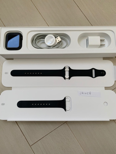 美品☆ AppleWatch5  GPS + Cellular 44m